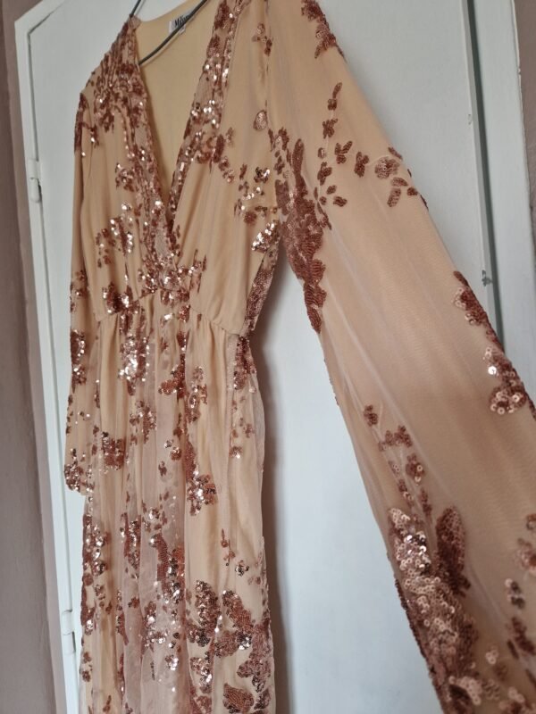 Robe beige à paillettes – Image 4